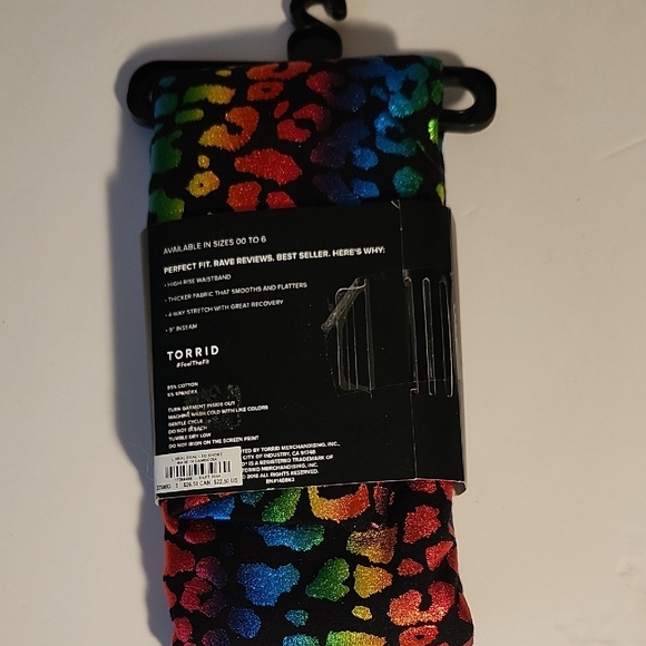 Torrid Multicolor Leopard Bike Shorts - Picture 4 of 6